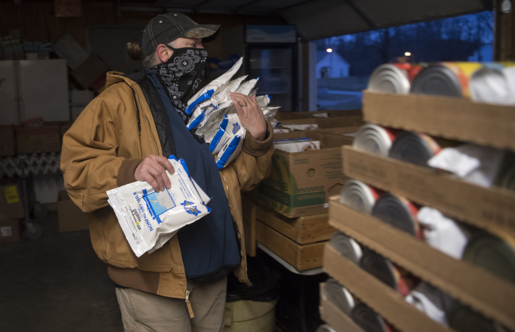 20210114_amh_news_pantry_p12